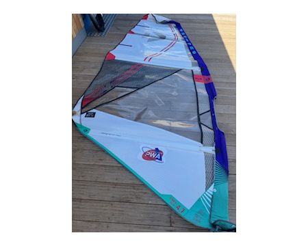 occasion windsurf Duotone super hero SLS 2023 4,7m2