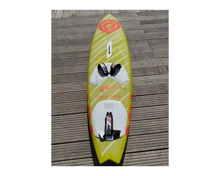 Flotteur d'occasion Goya custom 4 2023 84L