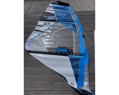 Occasion North Super Hero 2018 4,7m