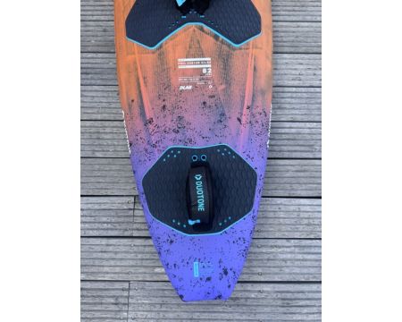 Occasion Duotone Ultra grip D/lab Tri fin 2026 82L