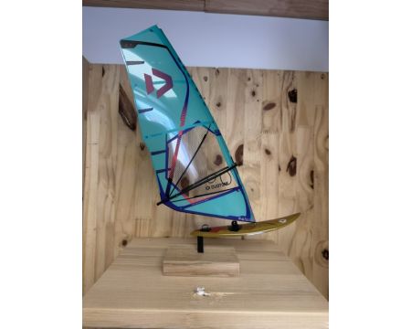Windsurf models modèle réduit windsurf Duotone super hero